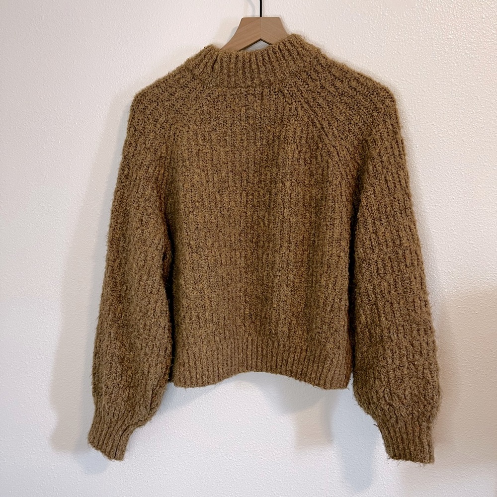 Universal Thread Sweater - Picture 3 of 3